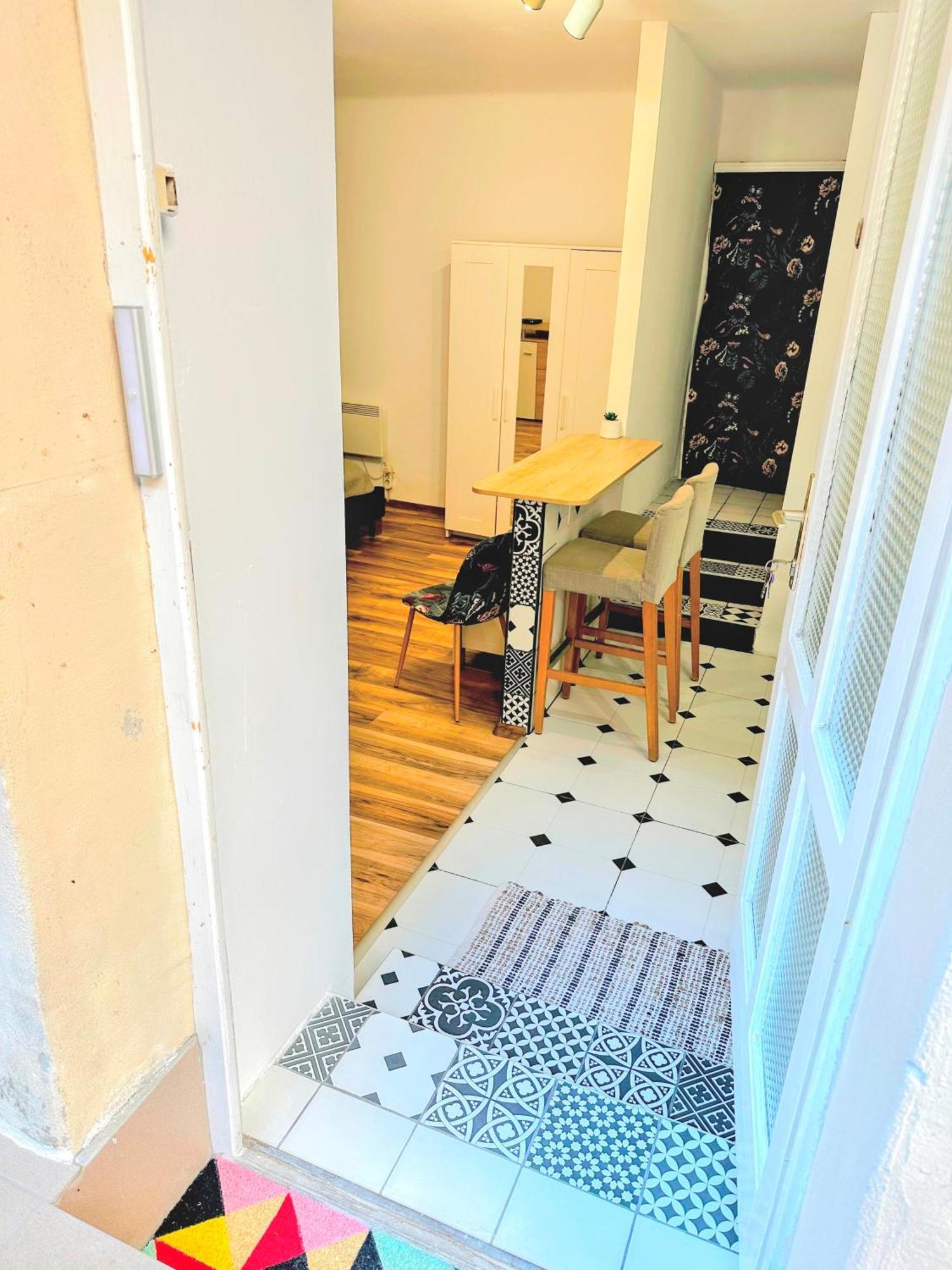 Dob71-Cozy Flat In The Center Of Budapest- Recently Renovated エクステリア 写真